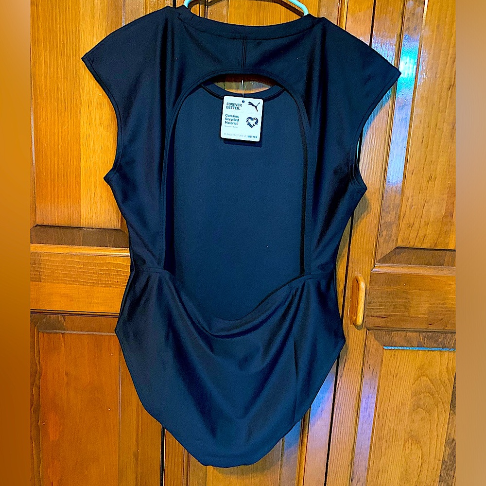Brand new puma -one of a kind; functional body suits/worn out / tank top